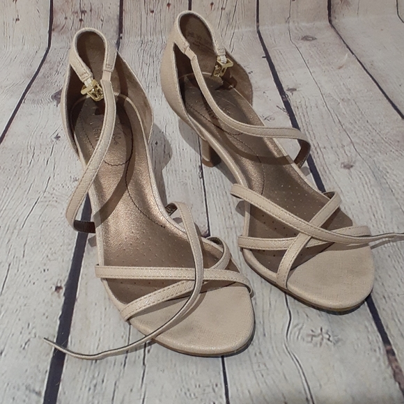 lifestride soft system heels
